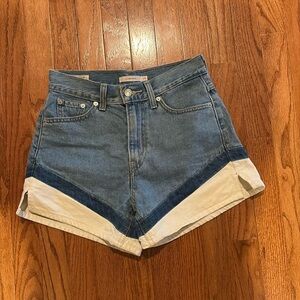 Levi Jean shorts. Size 25